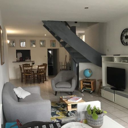 Maison De Centre Ville 6 Personnes Précigné Exteriör bild